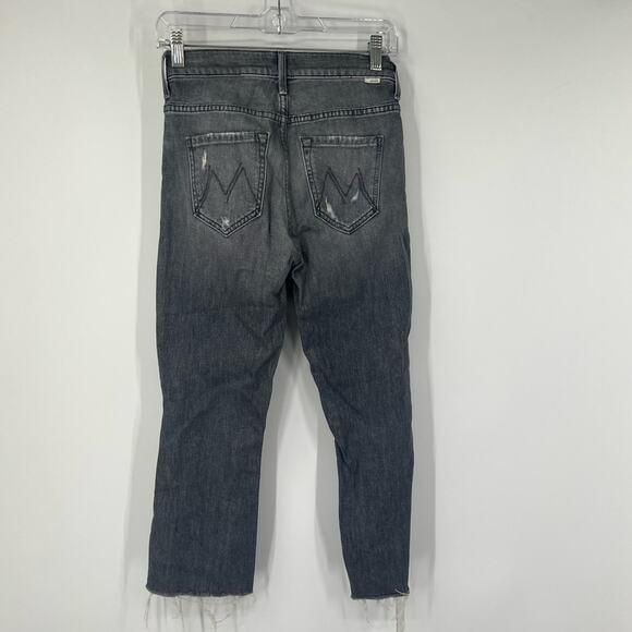 Mother The Insider Step Fray Crop Jeans in Ace of Spades CUT - Picture 5 of 9